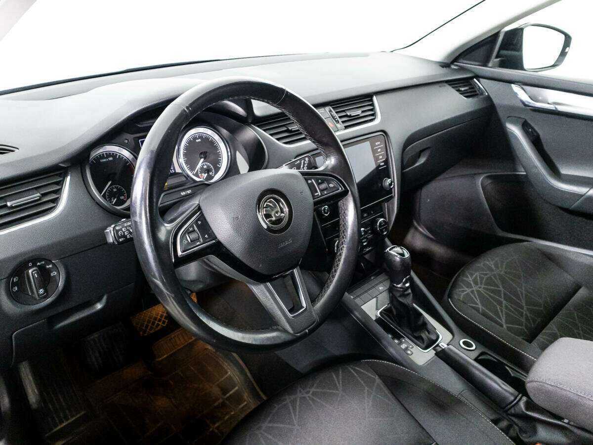 Skoda Octavia с пробегом — 2019 год. Фото: #10