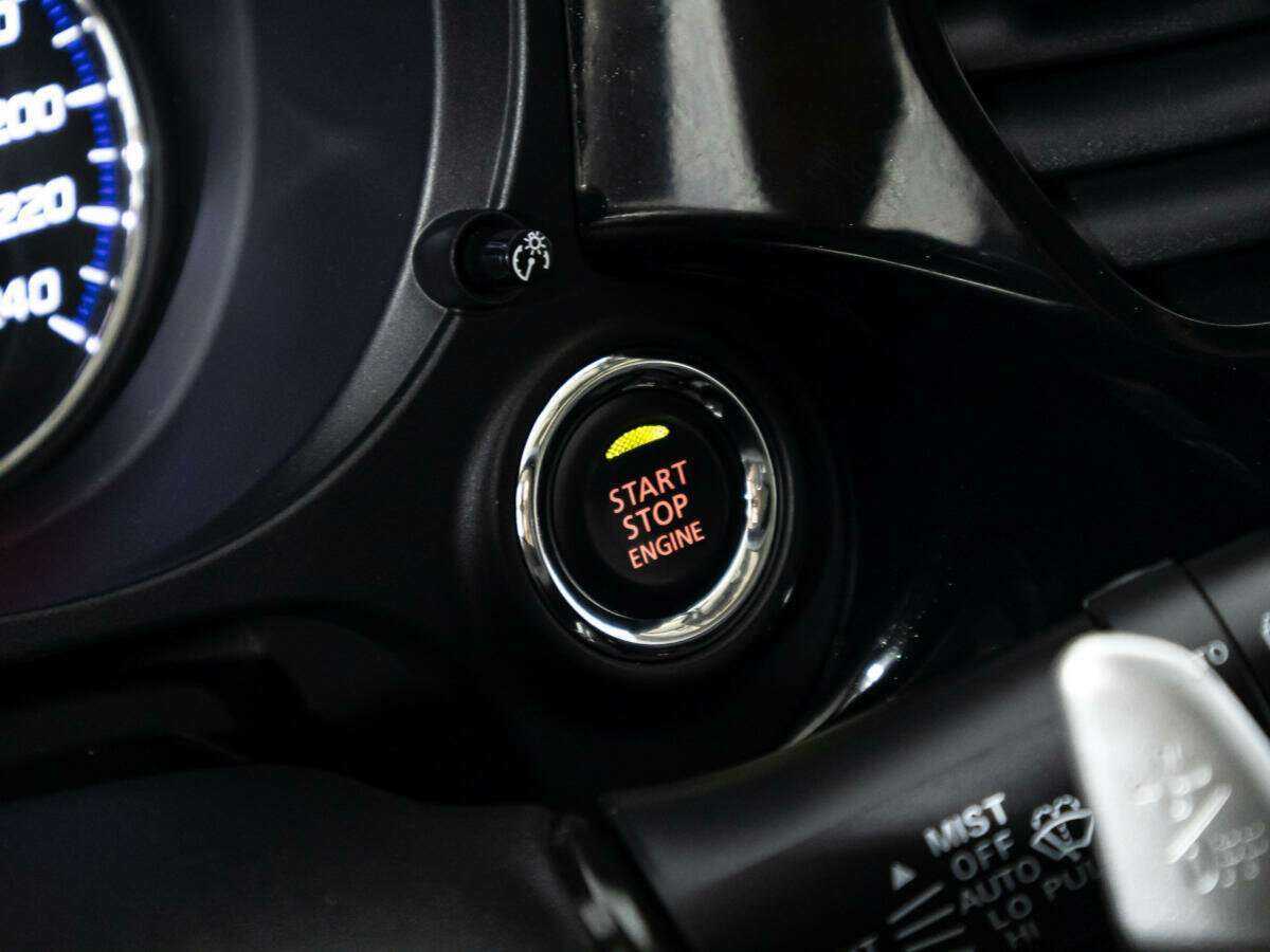 Mitsubishi Outlander с пробегом — 2017 год. Фото: #17