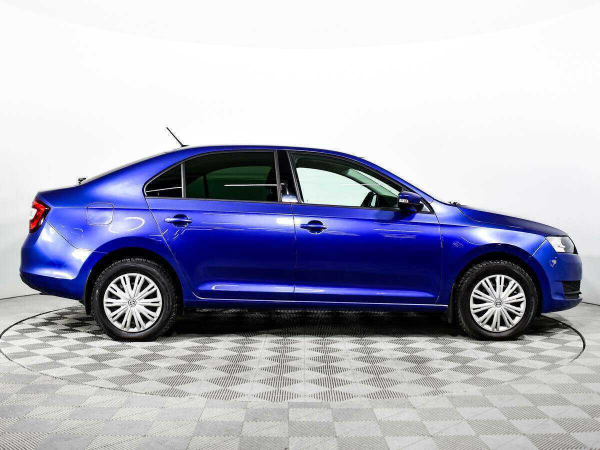Skoda Rapid с пробегом — 2018 год. Фото: #3