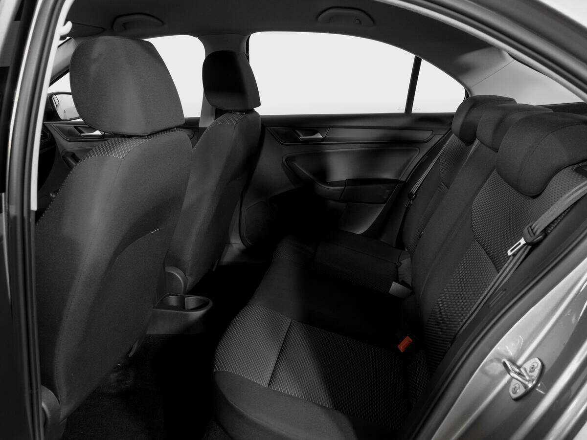 Volkswagen Polo с пробегом — 2021 год. Фото: #9