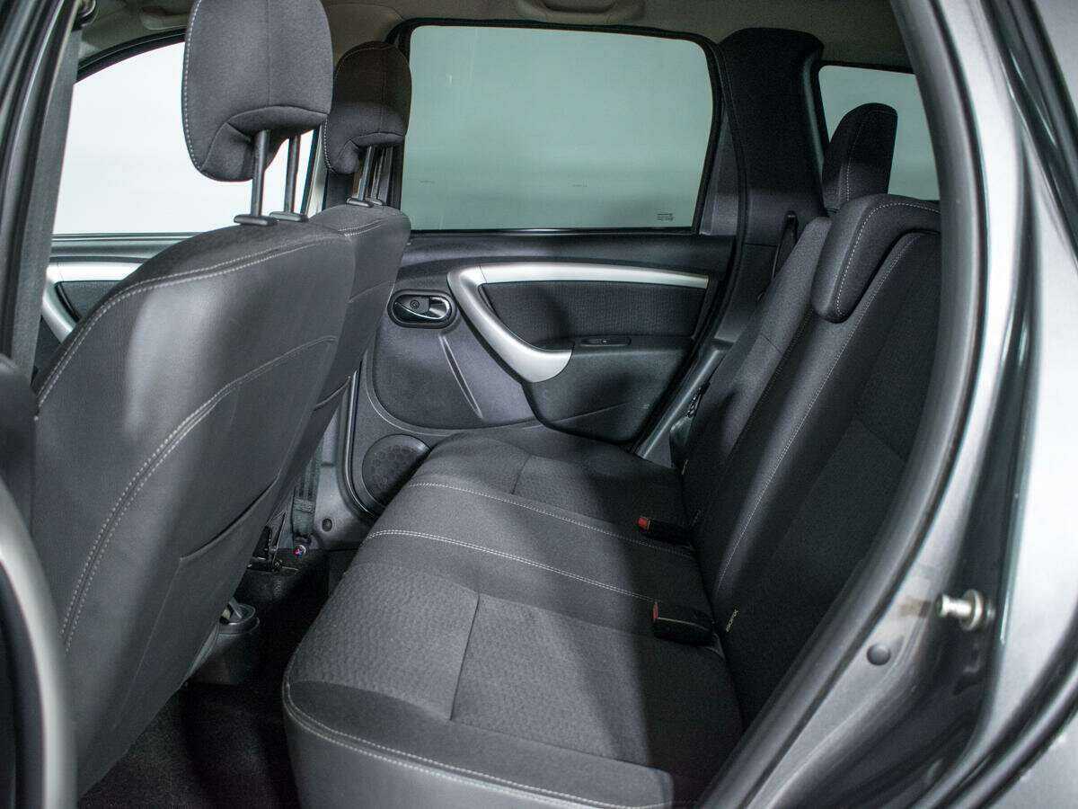 Nissan Terrano с пробегом — 2016 год. Фото: #9