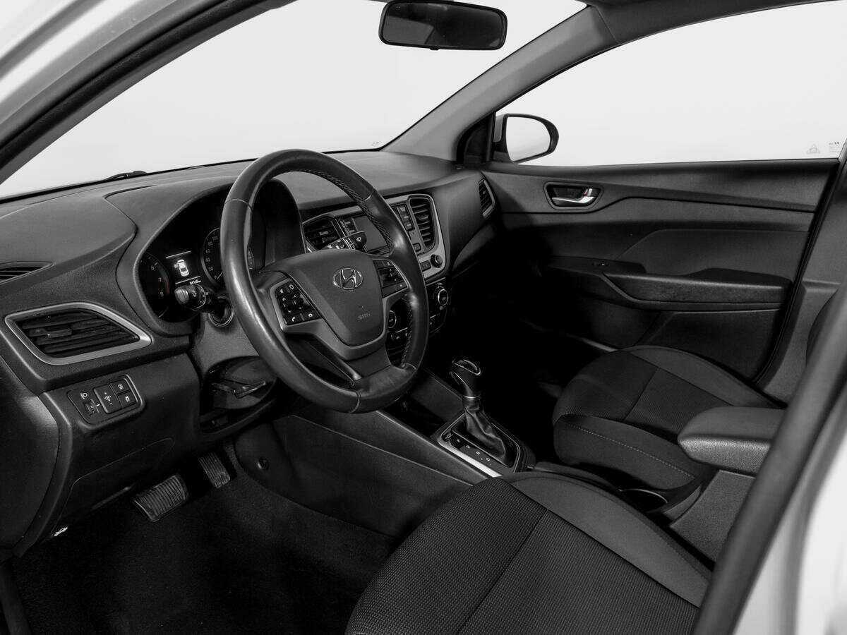 Hyundai Solaris с пробегом — 2018 год. Фото: #14