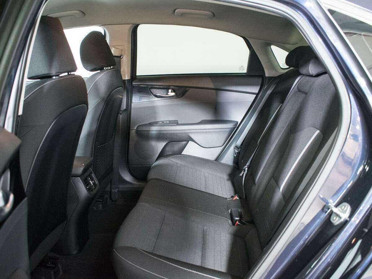 Kia Cerato с пробегом — 2019 год. Фото: #7