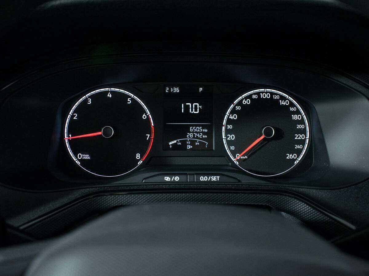 Volkswagen Polo с пробегом — 2021 год. Фото: #10