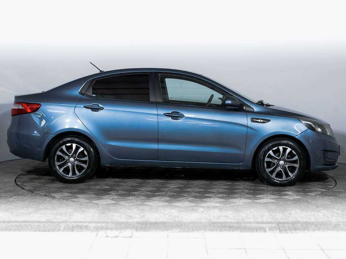 Kia Rio с пробегом — 2013 год. Фото: #3
