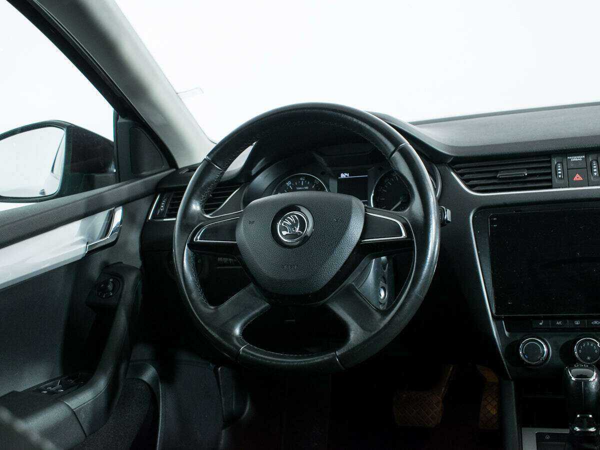 Skoda Octavia с пробегом — 2013 год. Фото: #13