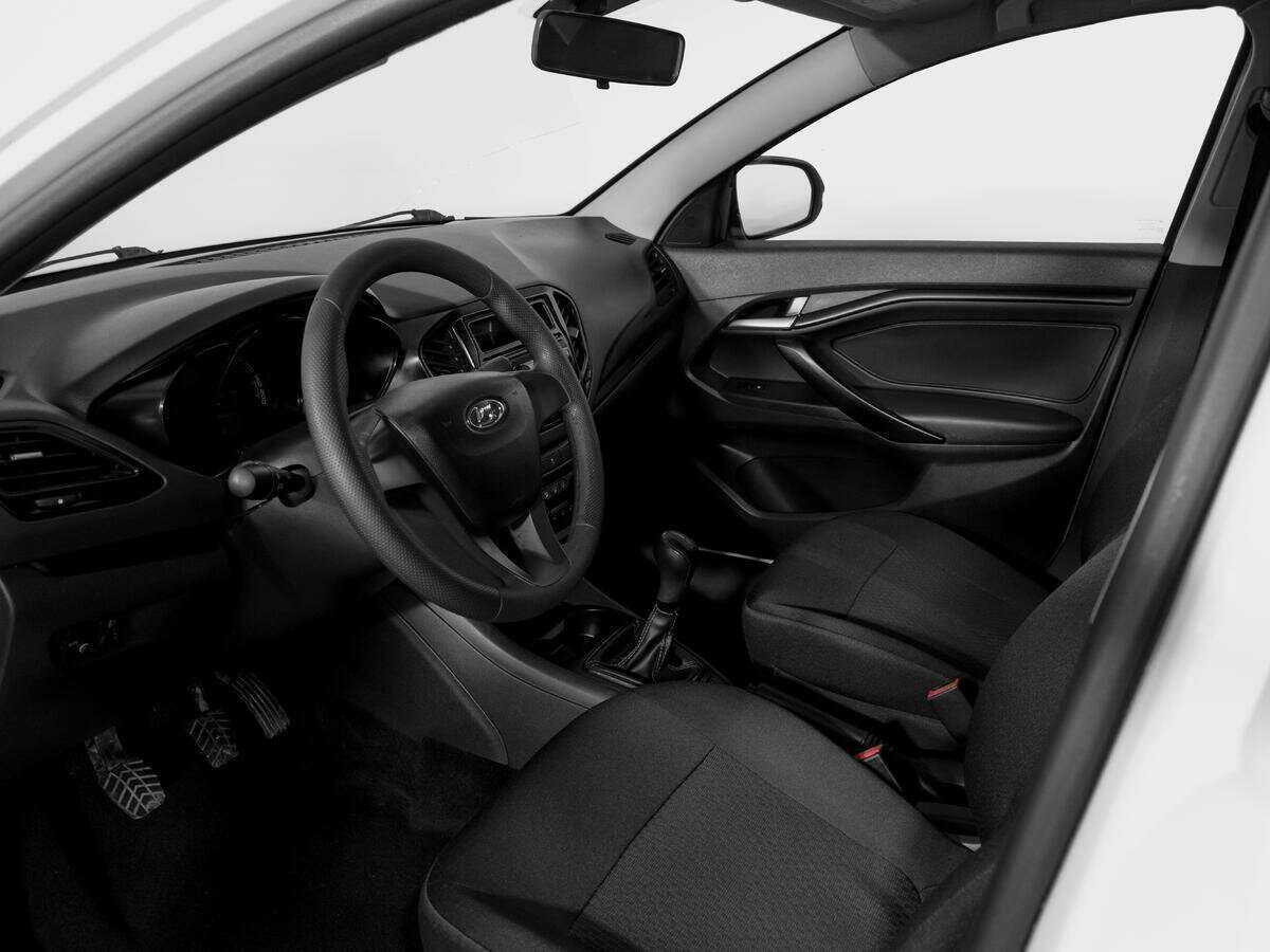 Lada (ВАЗ) Vesta с пробегом — 2019 год. Фото: #14