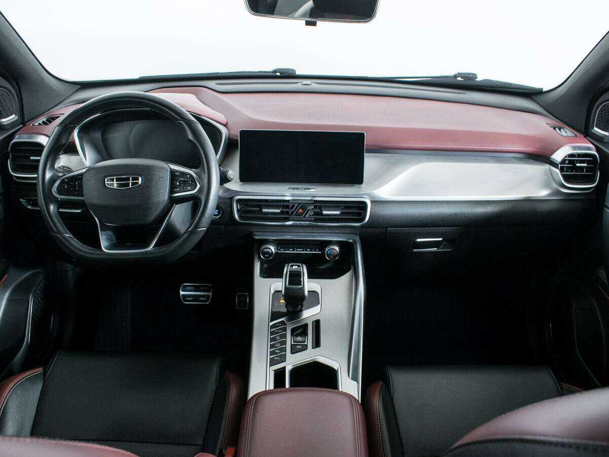 Geely Coolray с пробегом — 2021 год. Фото: #10