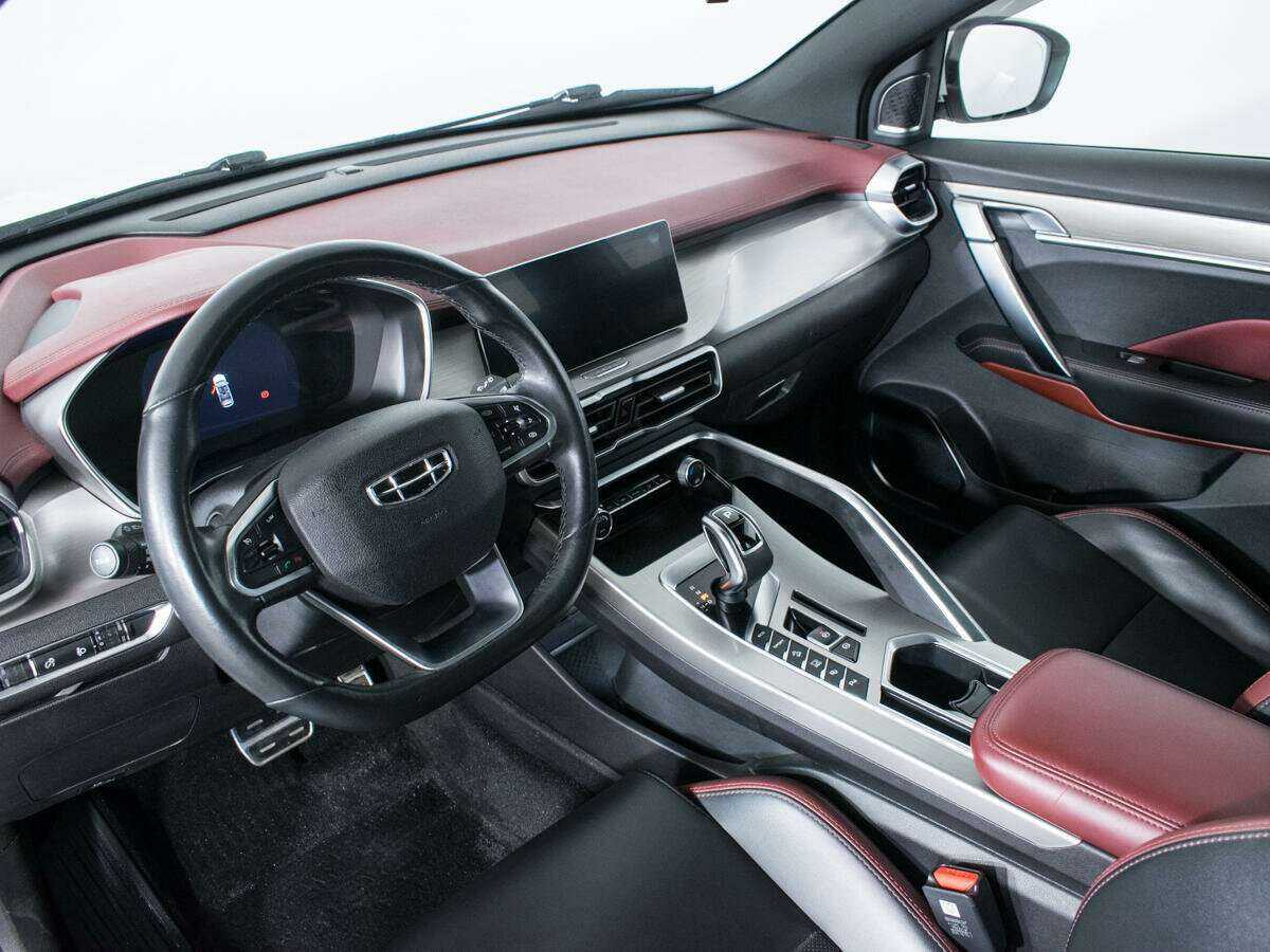 Geely Coolray с пробегом — 2021 год. Фото: #11