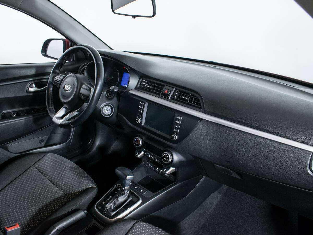 Kia Rio с пробегом — 2019 год. Фото: #8