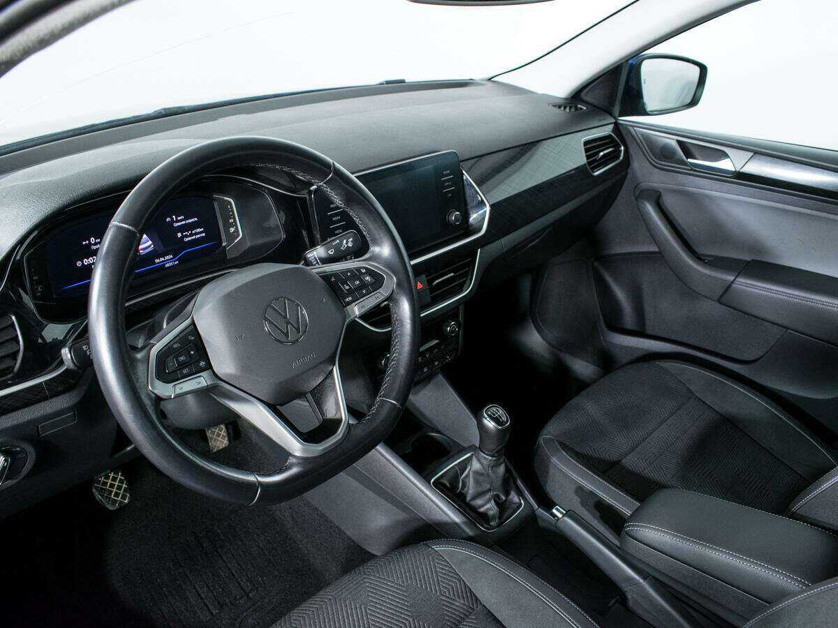 Volkswagen Polo с пробегом — 2020 год. Фото: #12