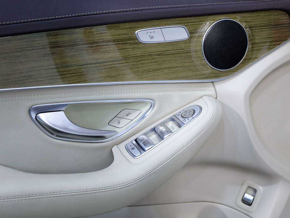 Mercedes-Benz C-Класс с пробегом — 2015 год. Фото: #17