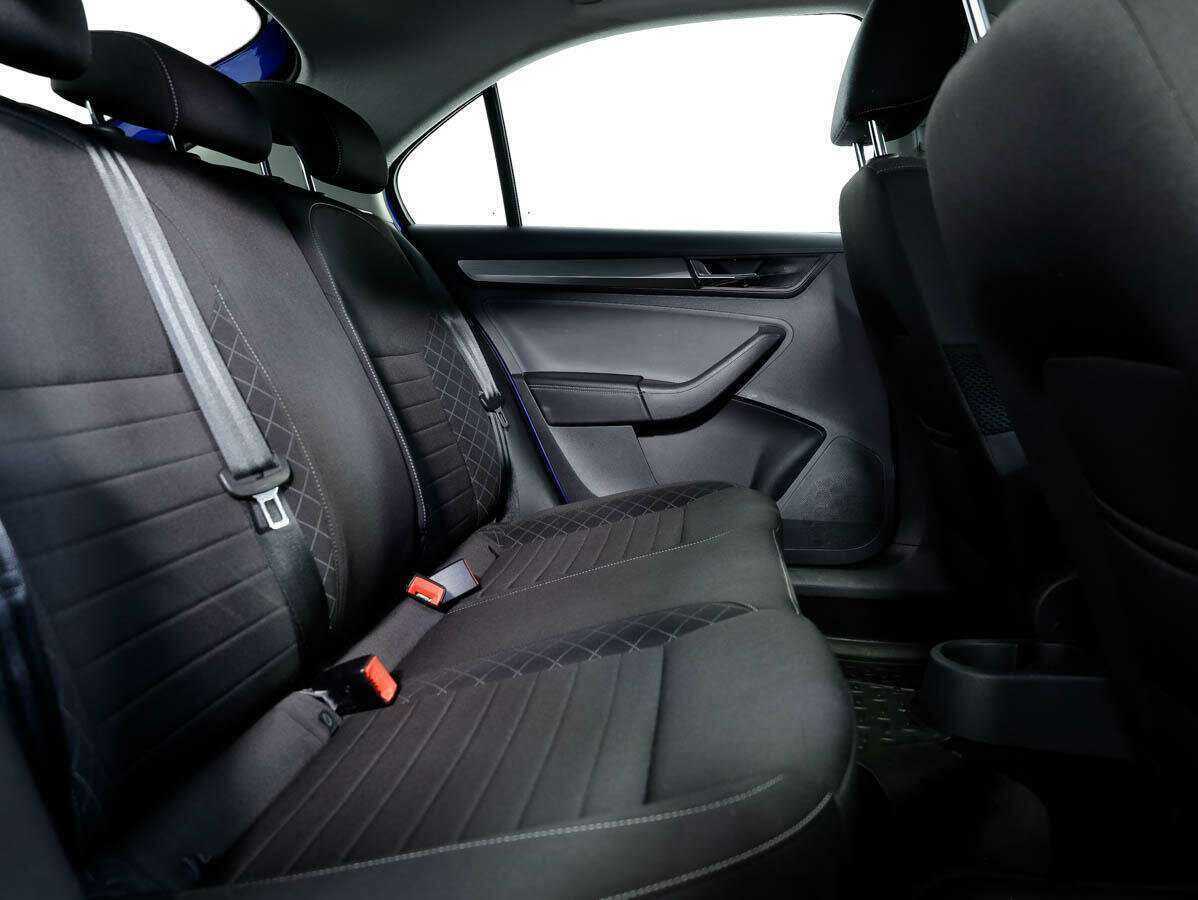 Skoda Rapid с пробегом — 2017 год. Фото: #13