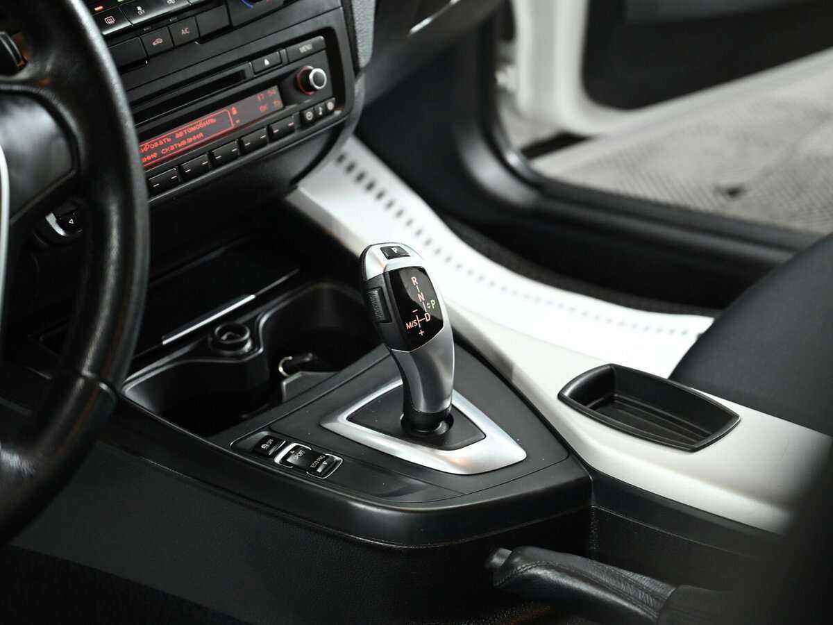 BMW 1 серии с пробегом — 2013 год. Фото: #7