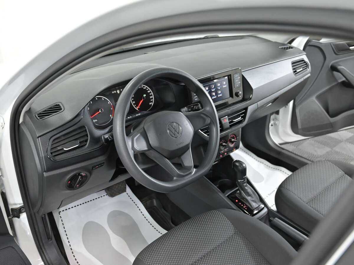 Volkswagen Polo с пробегом — 2020 год. Фото: #6