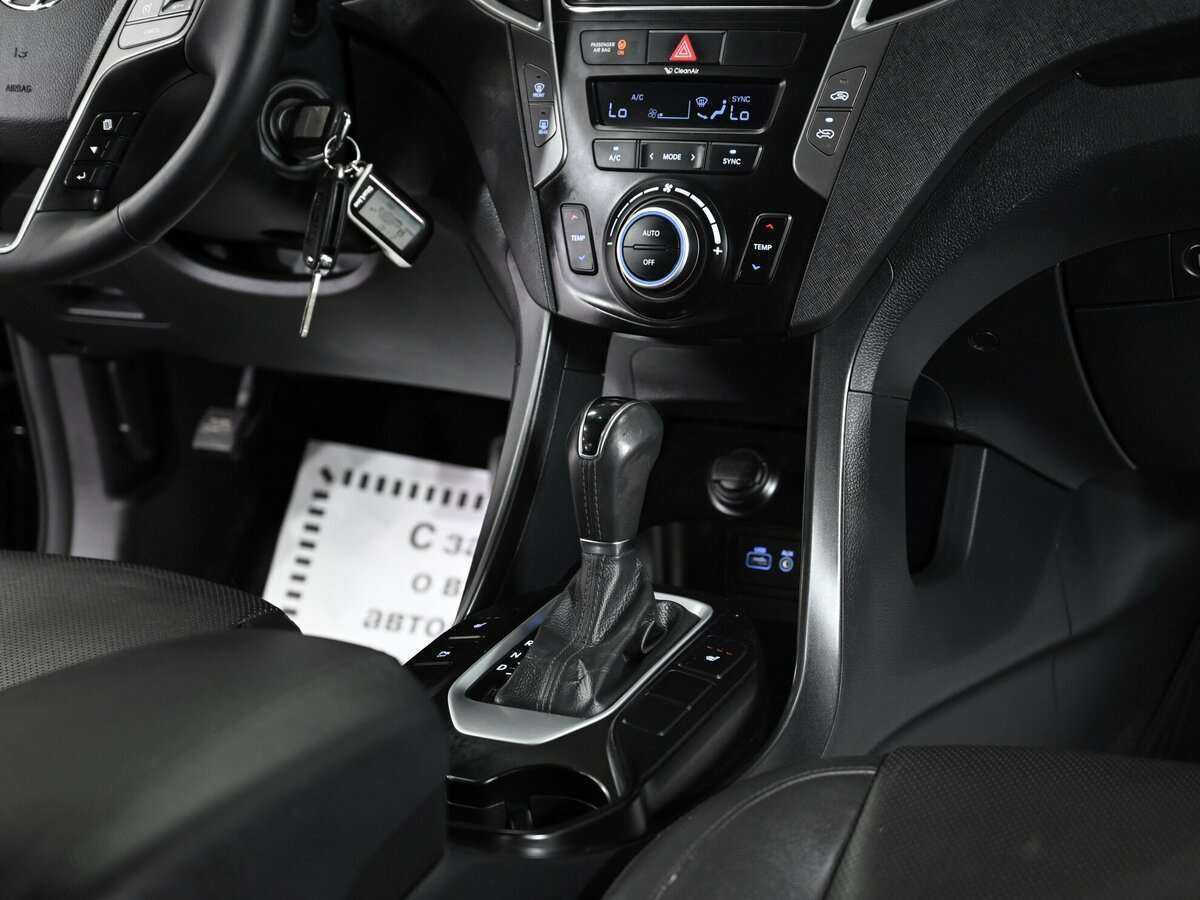 Hyundai Santa Fe с пробегом — 2016 год. Фото: #7