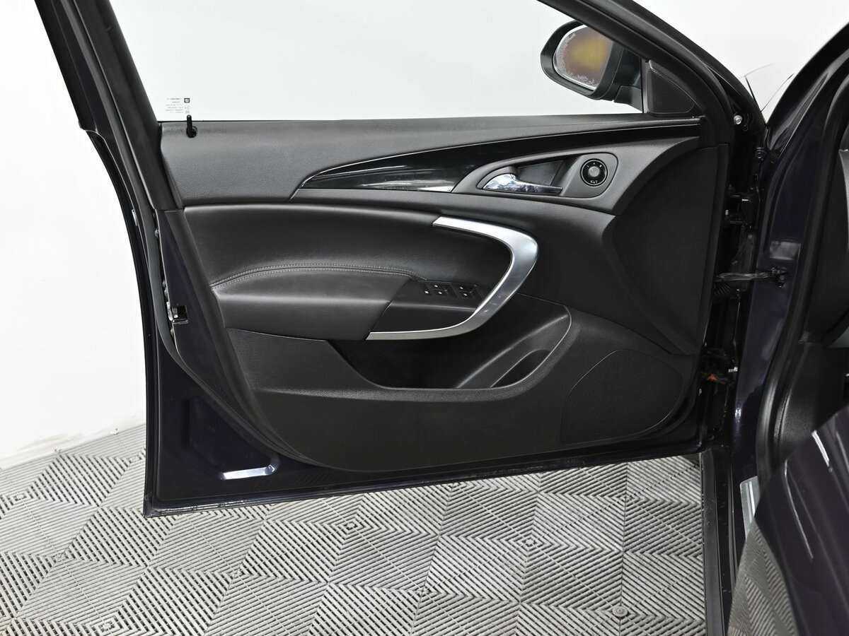 Opel Insignia с пробегом — 2013 год. Фото: #12