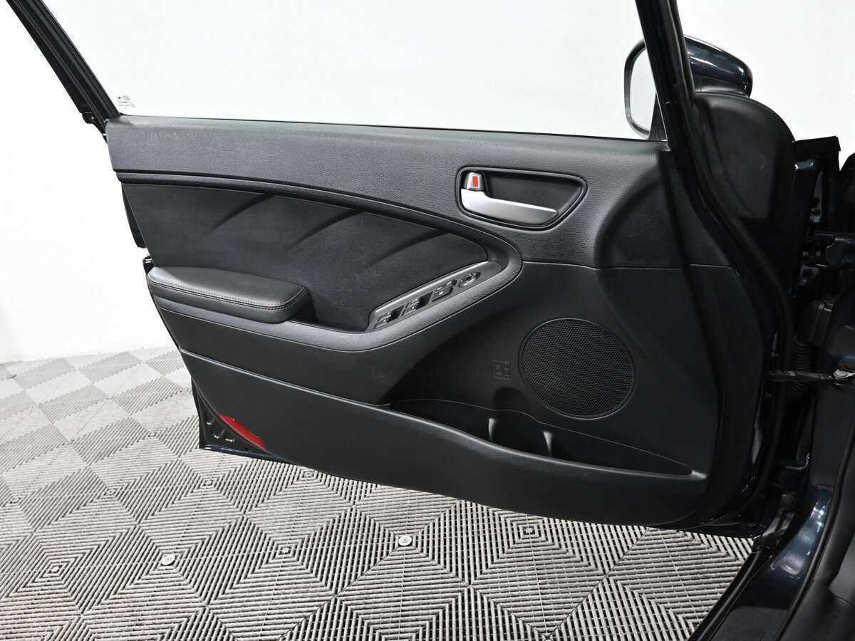 Kia Cerato с пробегом — 2019 год. Фото: #5