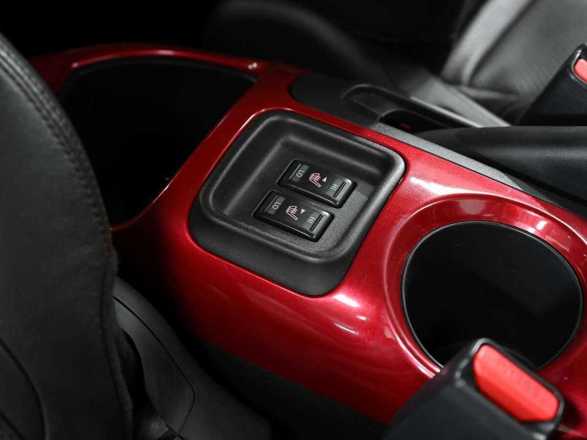 Nissan Juke с пробегом — 2013 год. Фото: #14