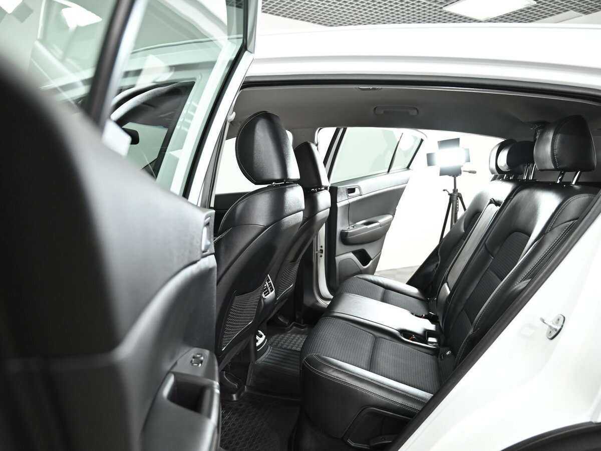 Kia Sportage с пробегом — 2017 год. Фото: #5