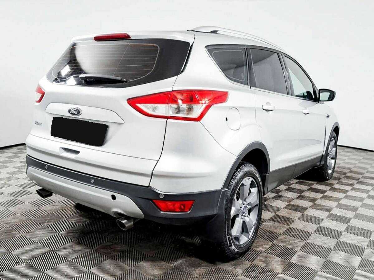 Ford Kuga с пробегом — 2014 год. Фото: #3