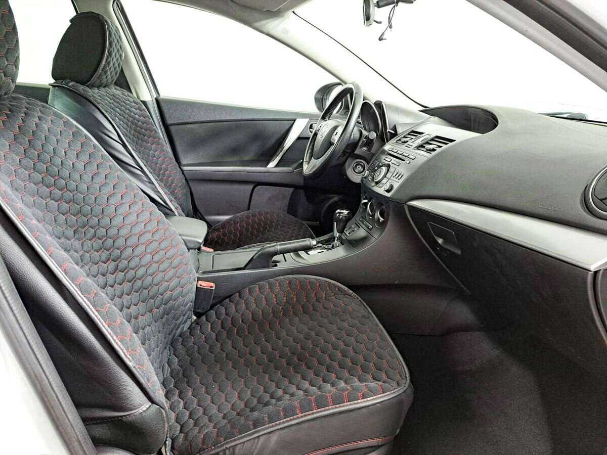 Mazda 3 с пробегом — 2013 год. Фото: #10