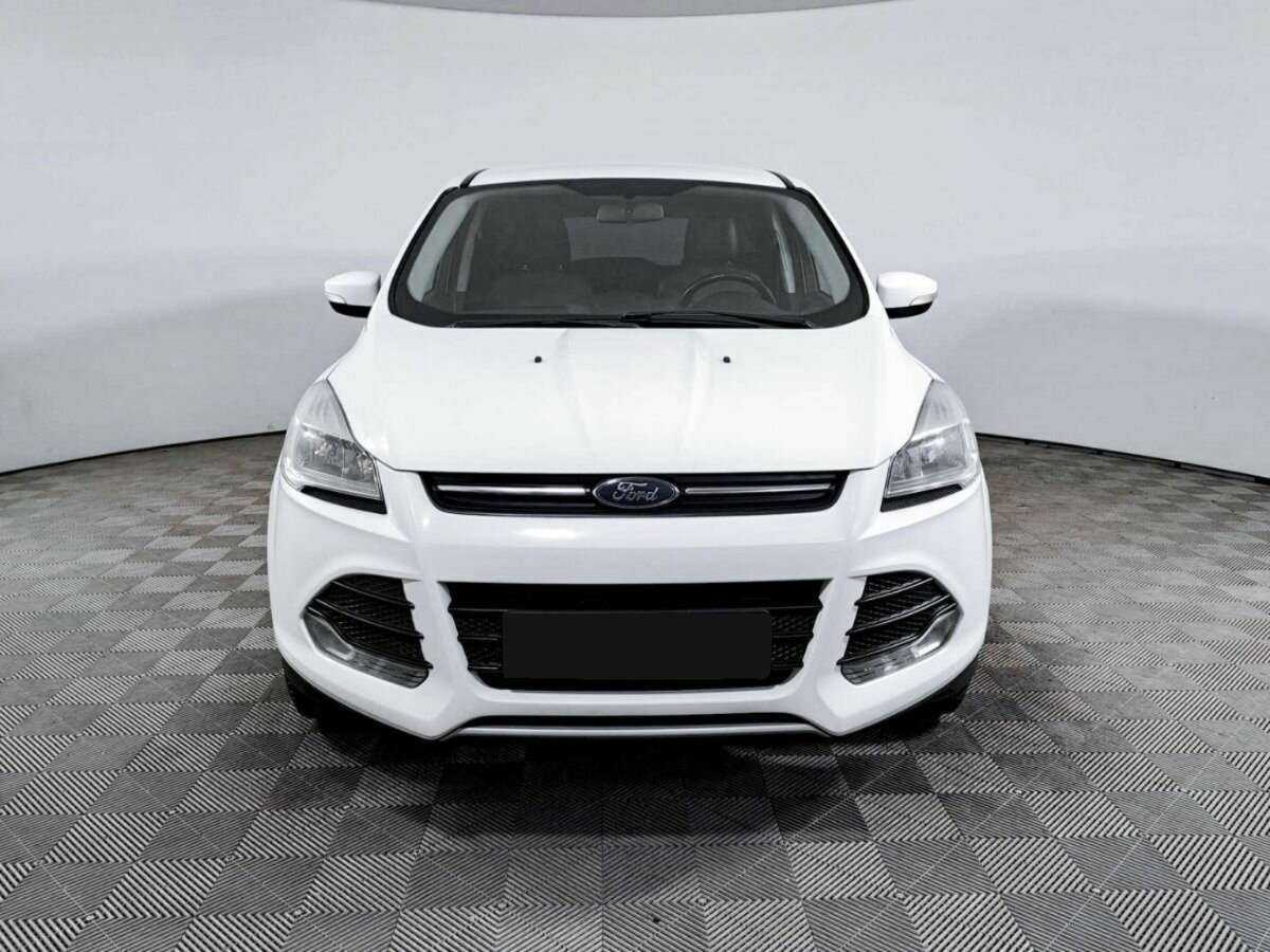 Ford Kuga с пробегом — 2016 год. Фото: #1