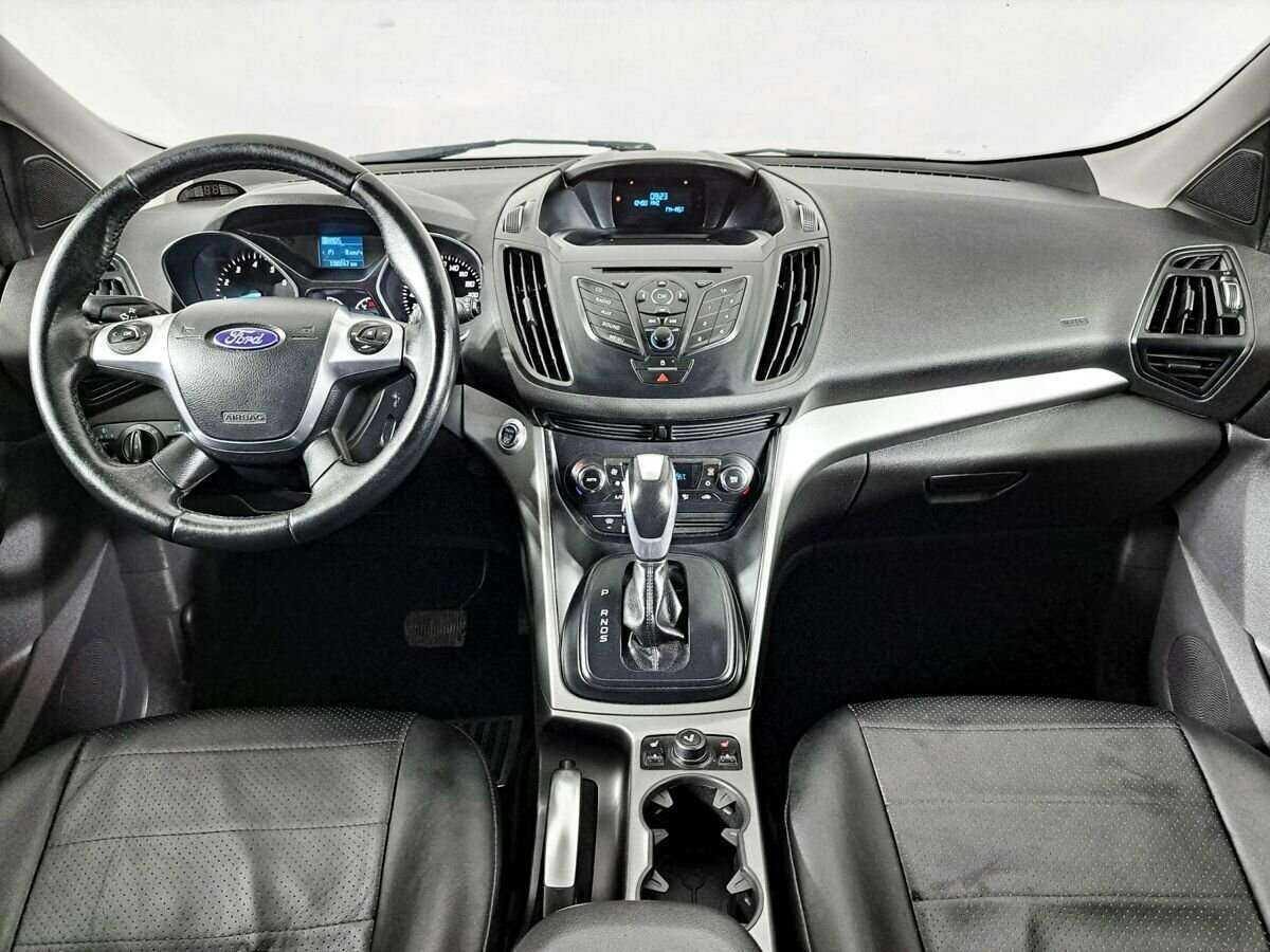 Ford Kuga с пробегом — 2016 год. Фото: #11
