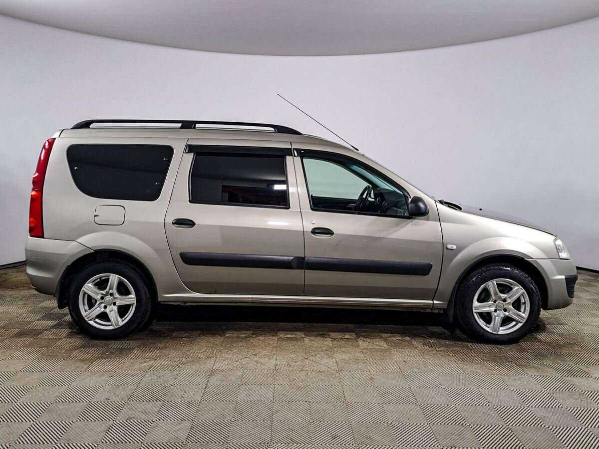 Lada (ВАЗ) Largus с пробегом — 2019 год. Фото: #3