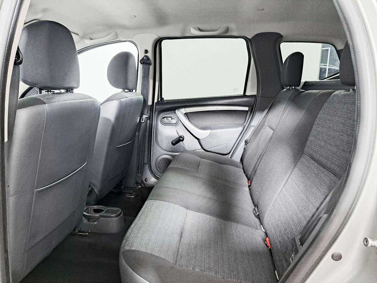 Renault Duster с пробегом — 2012 год. Фото: #9