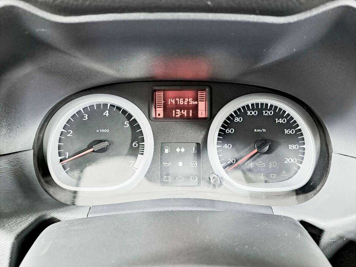 Renault Duster с пробегом — 2012 год. Фото: #10