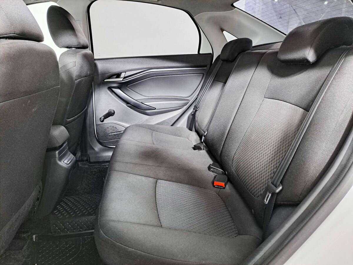 Lada (ВАЗ) Vesta с пробегом — 2021 год. Фото: #7