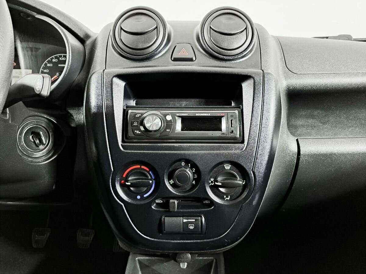 Lada (ВАЗ) Granta с пробегом — 2017 год. Фото: #12