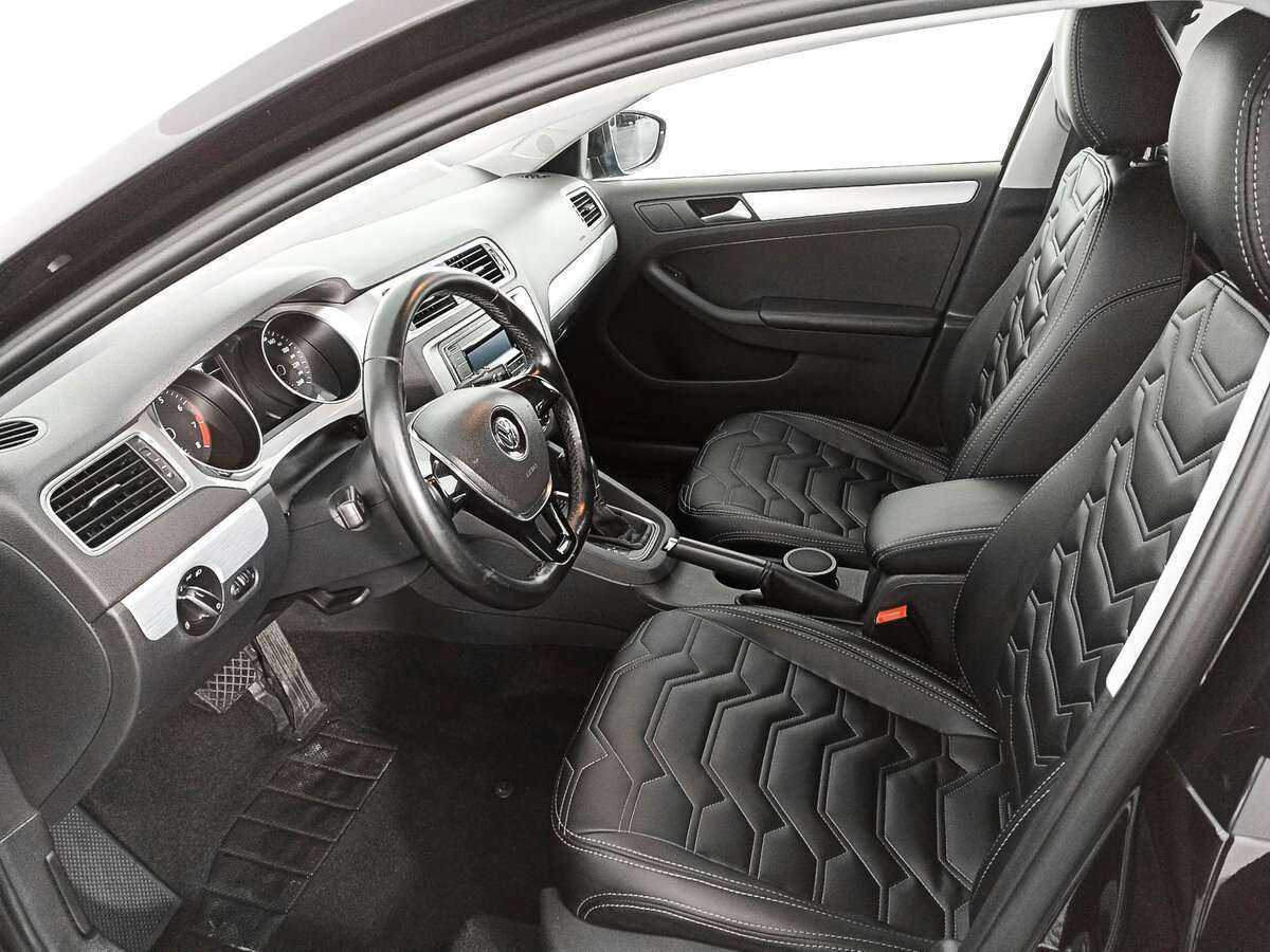 Volkswagen Jetta с пробегом — 2018 год. Фото: #14