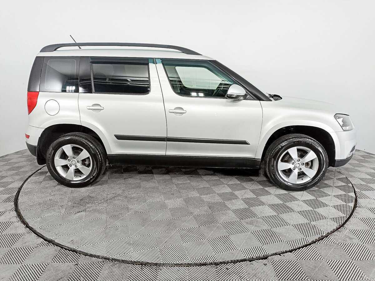 Skoda Yeti с пробегом — 2015 год. Фото: #3