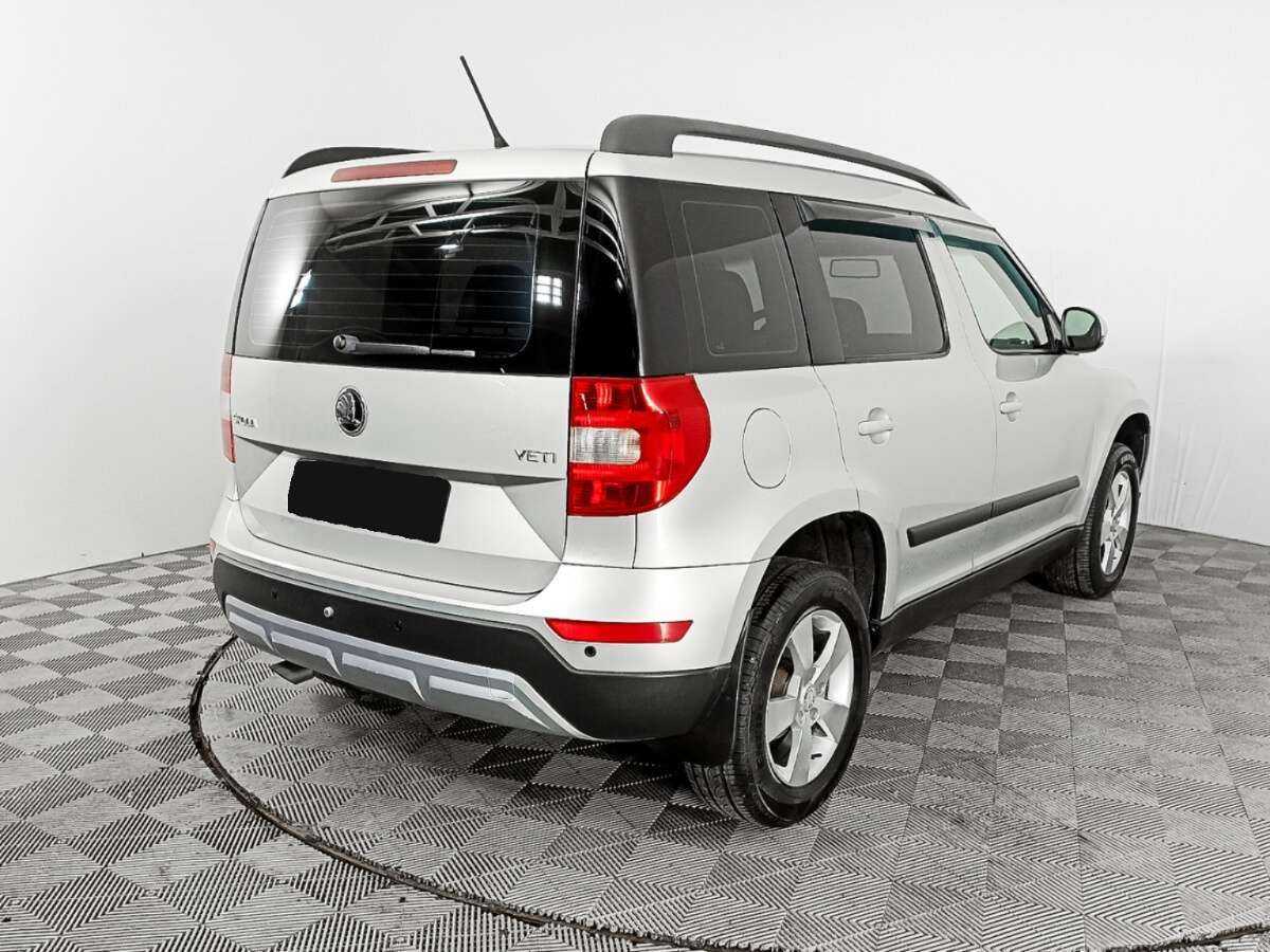 Skoda Yeti с пробегом — 2015 год. Фото: #4