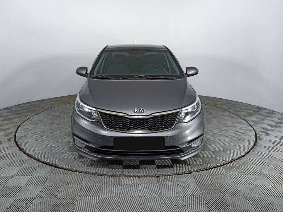 Kia Rio с пробегом — 2016 год. Фото: #1