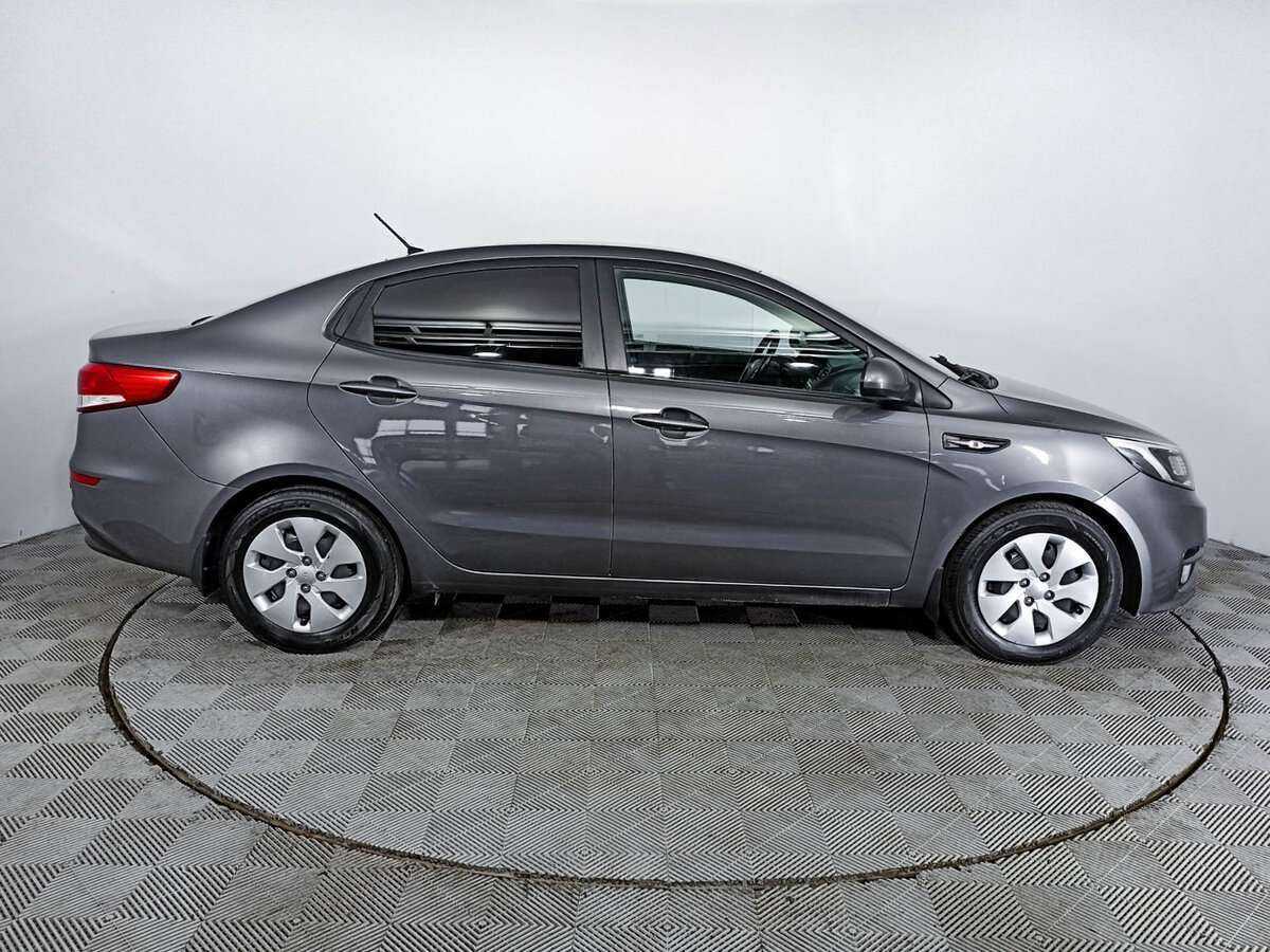Kia Rio с пробегом — 2015 год. Фото: #3