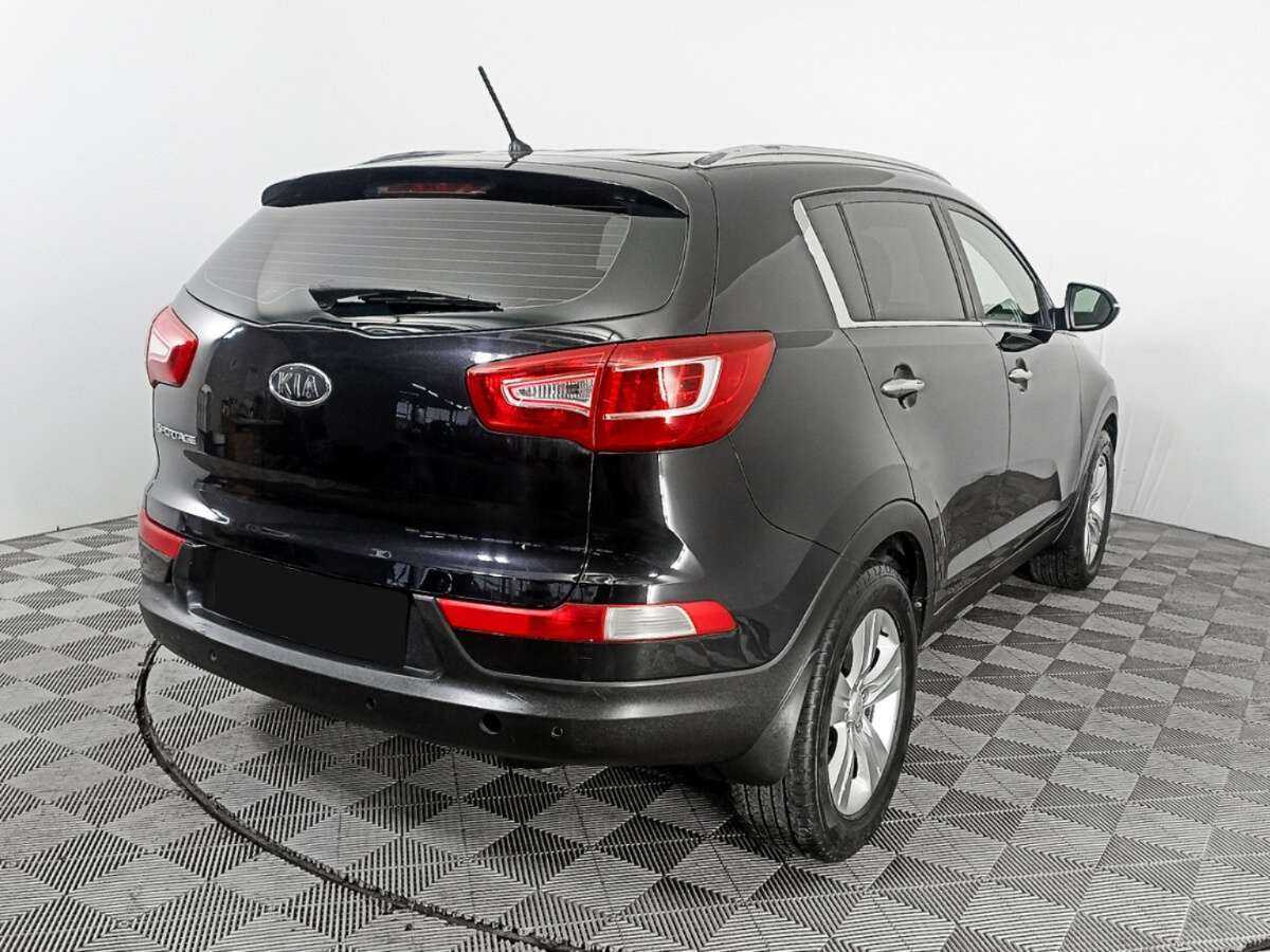 Kia Sportage с пробегом — 2012 год. Фото: #3