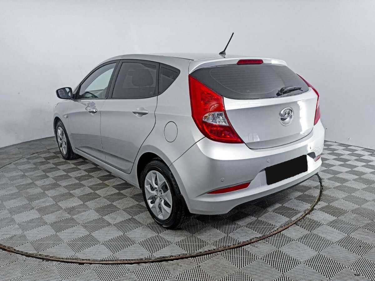 Hyundai Solaris с пробегом — 2016 год. Фото: #6