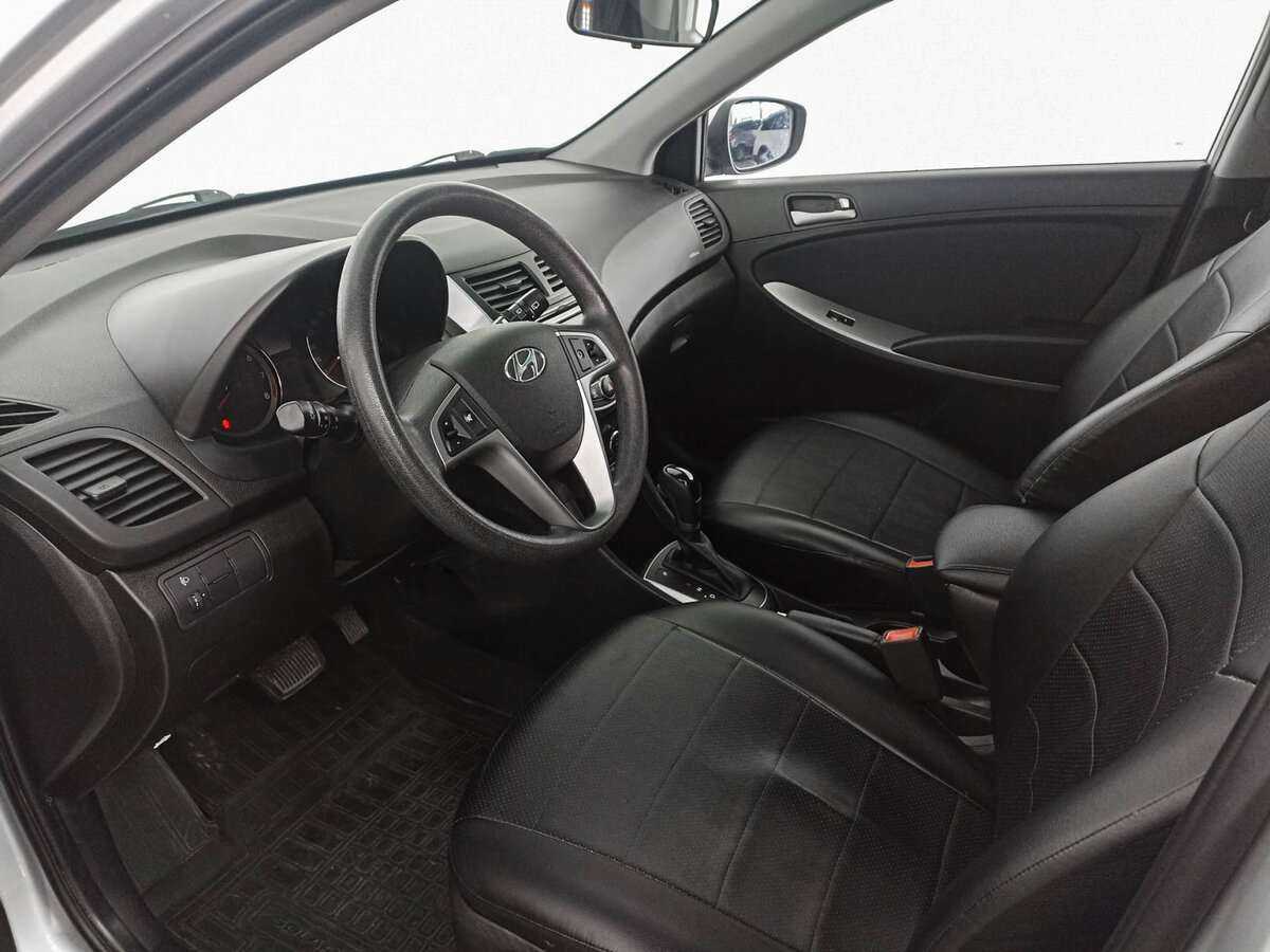 Hyundai Solaris с пробегом — 2016 год. Фото: #13