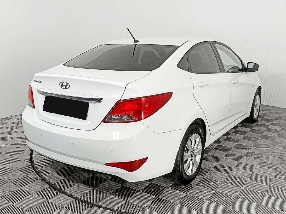 Hyundai Solaris с пробегом — 2016 год. Фото: #4