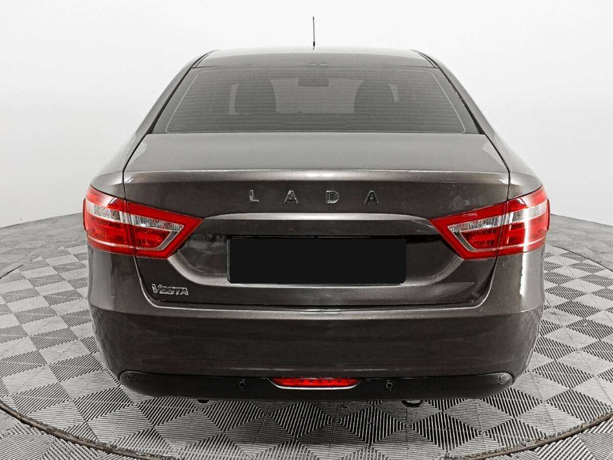 Lada (ВАЗ) Vesta с пробегом — 2021 год. Фото: #5