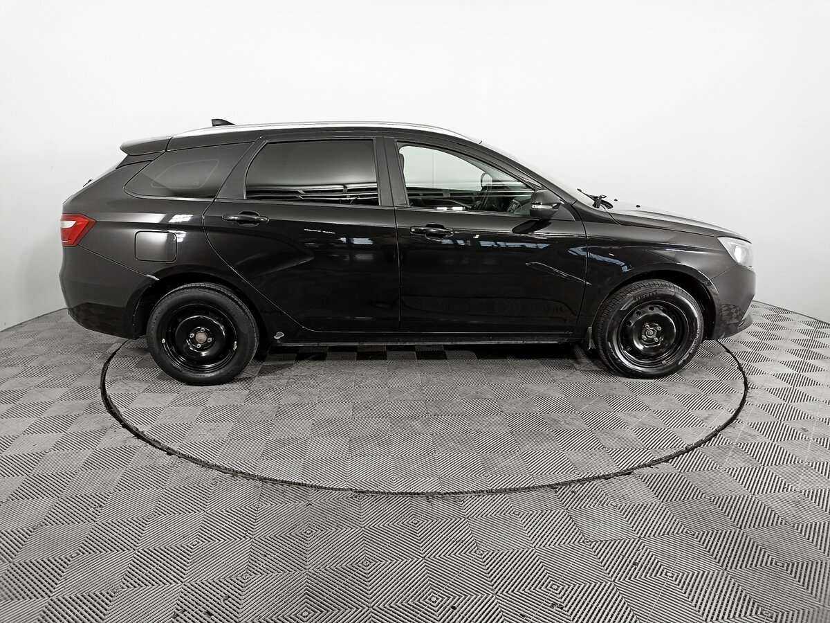 Lada (ВАЗ) Vesta с пробегом — 2019 год. Фото: #3