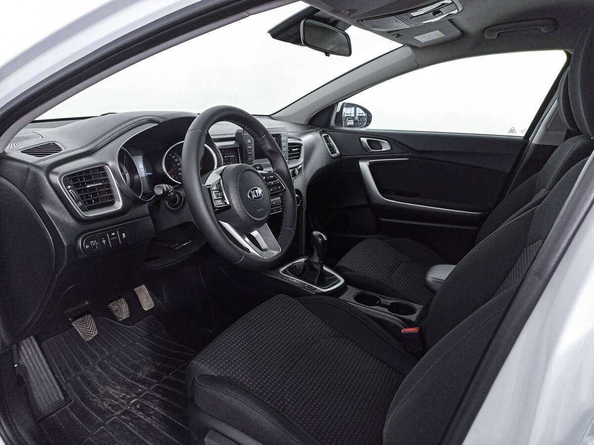 Kia Ceed с пробегом — 2019 год. Фото: #13