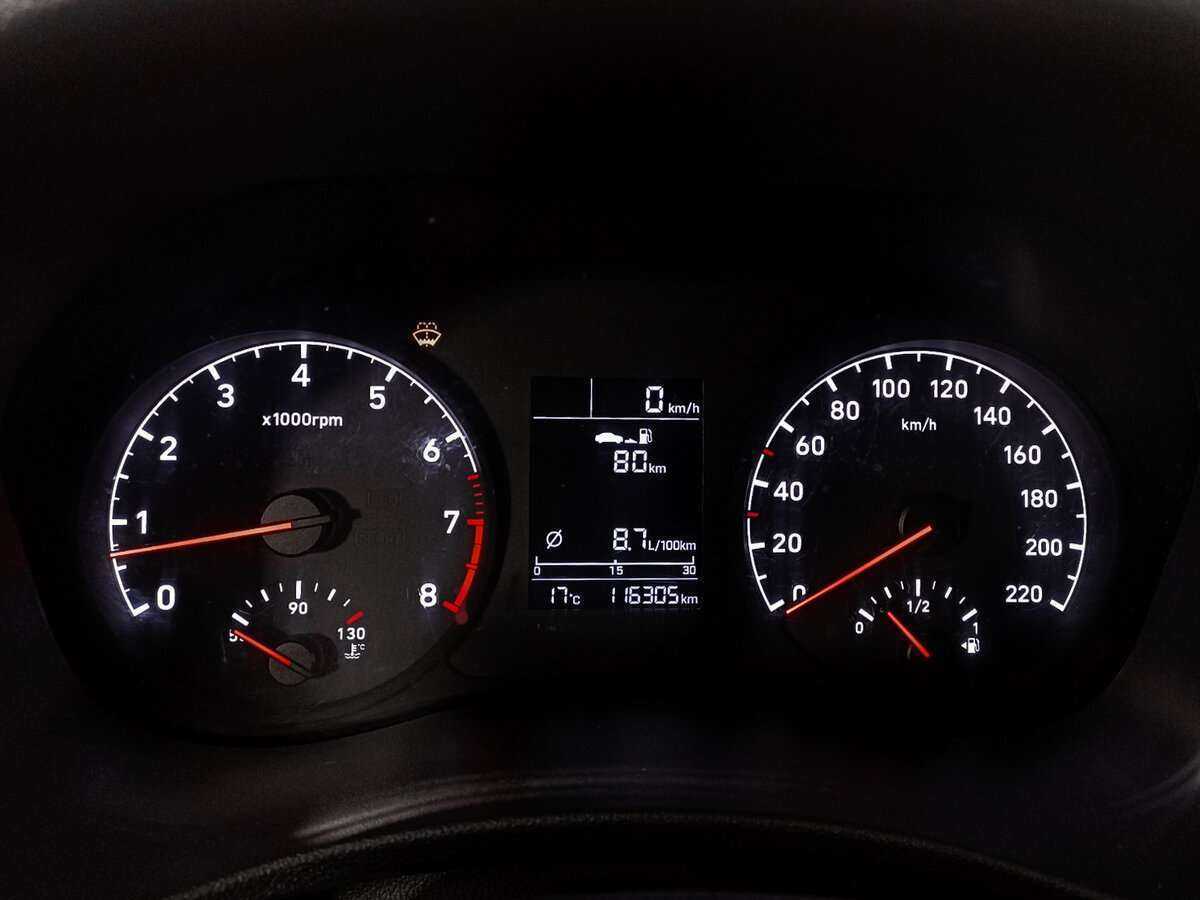 Hyundai Solaris с пробегом — 2018 год. Фото: #10