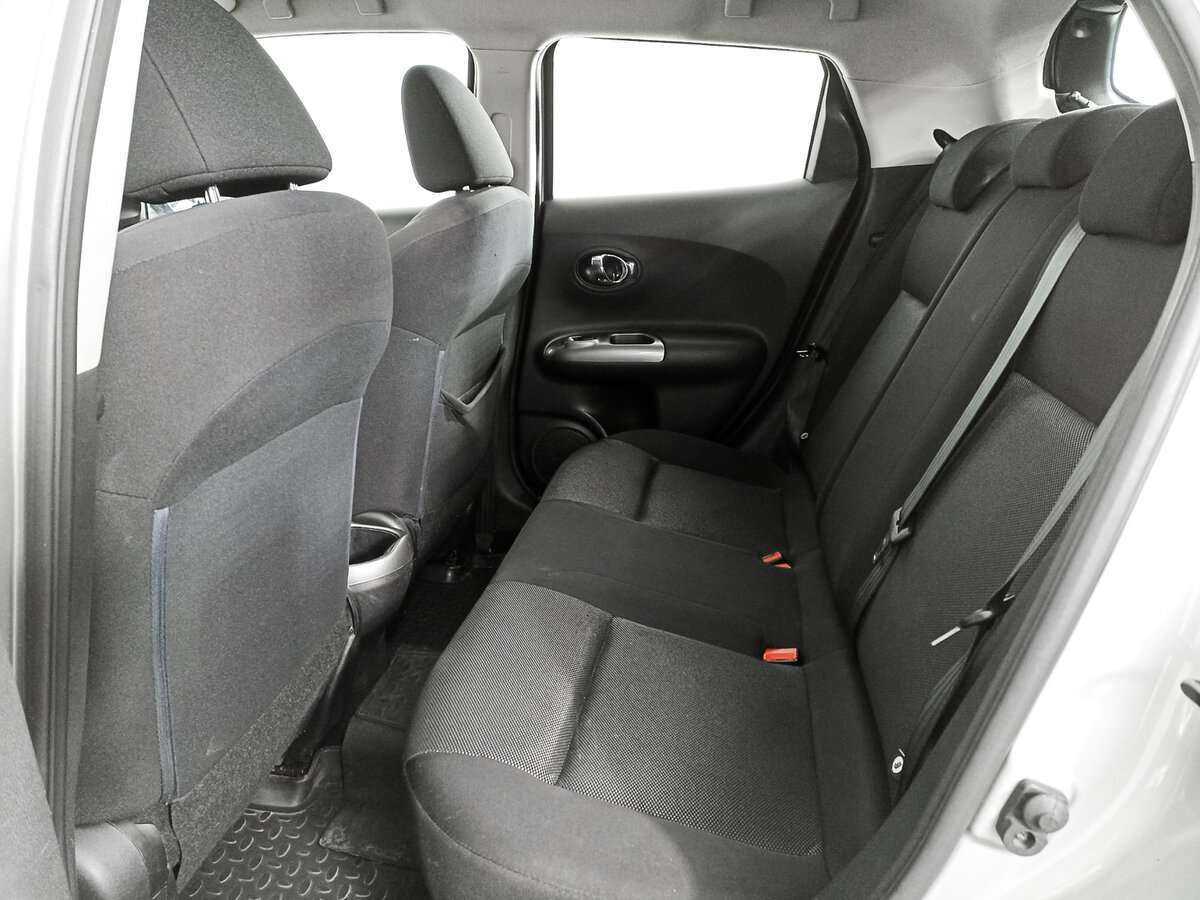 Nissan Juke с пробегом — 2012 год. Фото: #11