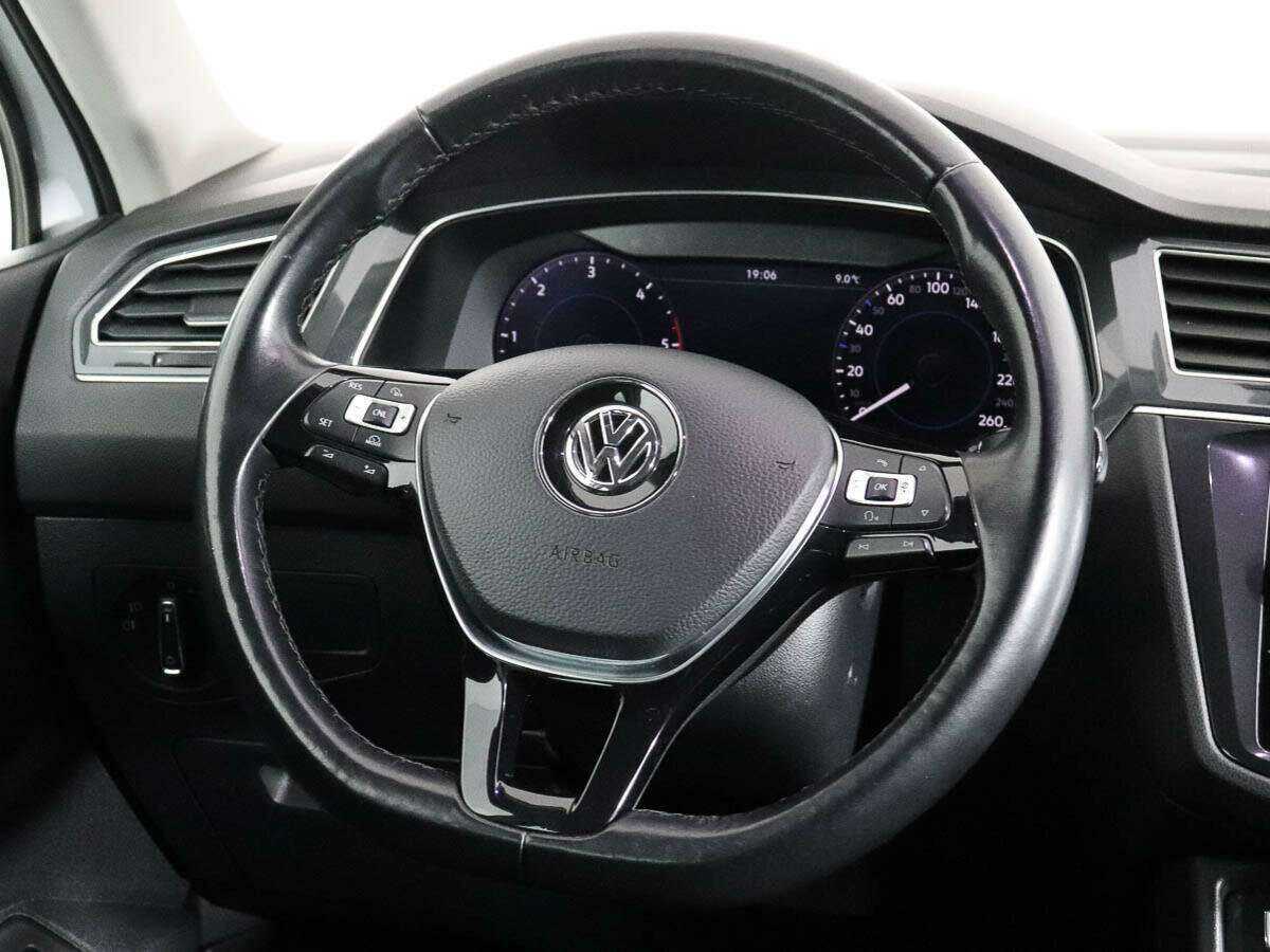 Volkswagen Tiguan с пробегом — 2017 год. Фото: #12