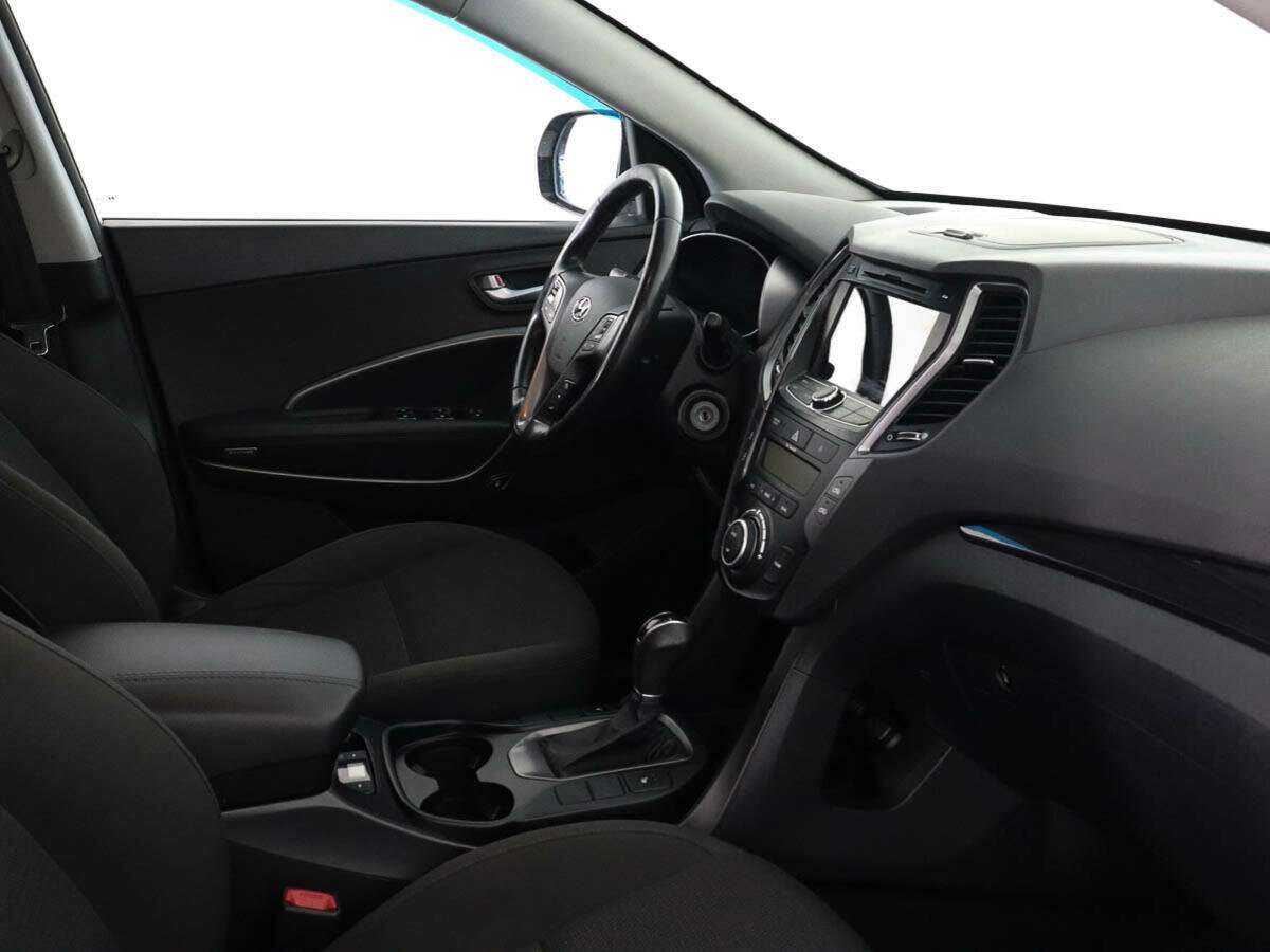 Hyundai Santa Fe с пробегом — 2015 год. Фото: #6