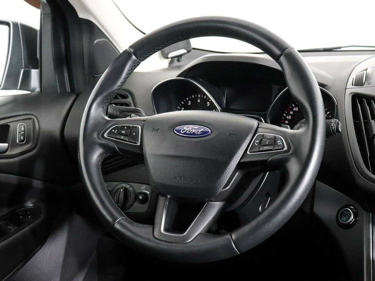 Ford Kuga с пробегом — 2018 год. Фото: #12